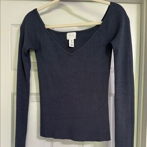 H&M Navy V-Neck Ribbed Top